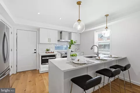 3399 Dulany St, Baltimore, MD 21229 photo 8