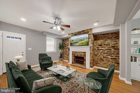 Living - 3506 Clipper Rd, Baltimore, MD 21211 photo 3 of 7