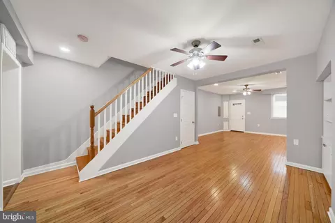 Living - 3506 Clipper Rd, Baltimore, MD 21211 photo 6 of 7