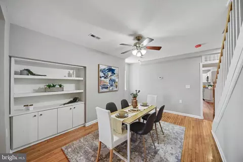 Entry Way - 3506 Clipper Rd, Baltimore, MD 21211 photo 1 of 2