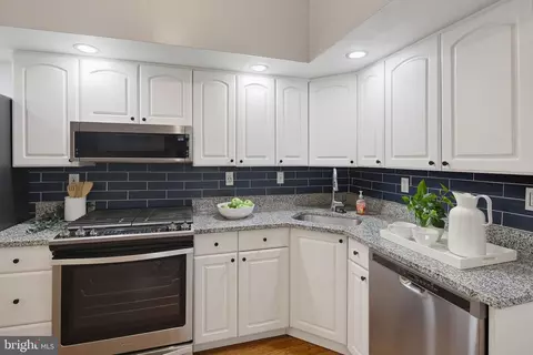 Kitchen - 1718 Johnson St, Baltimore, MD 21230 photo 2 of 3