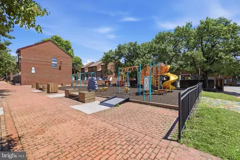 Exterior - 591 Orchard St, Baltimore, MD 21201 photo 8 of 10