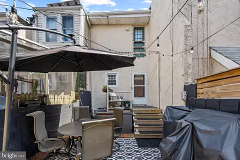 Exterior - 2512 E Fairmount Ave, Baltimore, MD 21224 photo 5 of 5