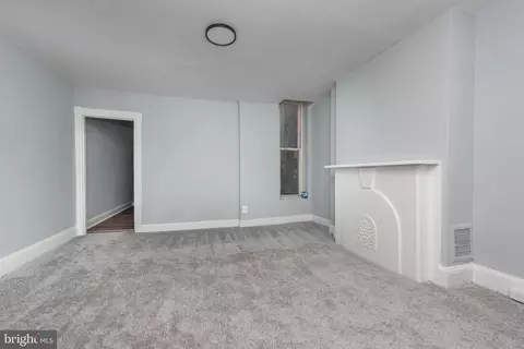 Living - 1909 Harlem Ave, Baltimore, MD 21217 photo 1 of 1