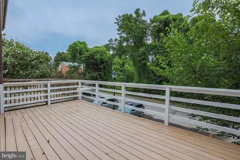 Exterior - 1906 Greenhaven Dr, Baltimore, MD 21209 photo 3 of 9