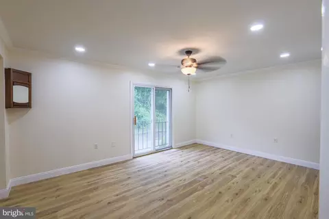 Living - 1906 Greenhaven Dr, Baltimore, MD 21209 photo 9 of 9