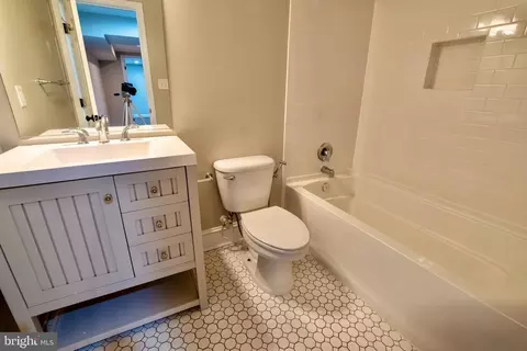 Bath - 1805 E Lamley St, Baltimore, MD 21231 photo 1 of 1