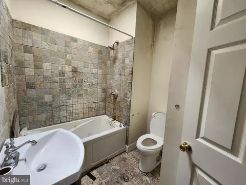 Bath - 2745 Baker St, Baltimore, MD 21216 photo 2 of 3