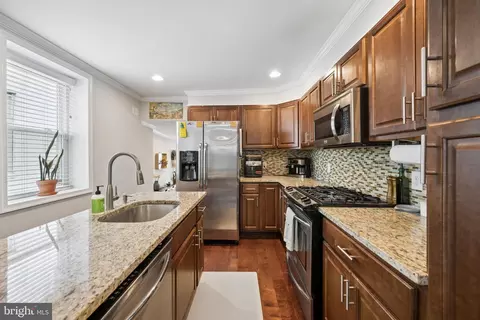 Kitchen - 1702 William St, Baltimore, MD 21230 photo 1 of 2