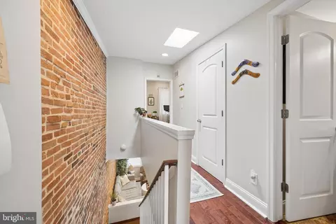 Entry Way - 1702 William St, Baltimore, MD 21230 photo 13 of 15
