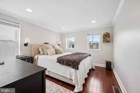 Bedroom - 1702 William St, Baltimore, MD 21230 photo 1 of 7