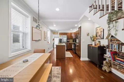 Entry Way - 1702 William St, Baltimore, MD 21230 photo 5 of 15