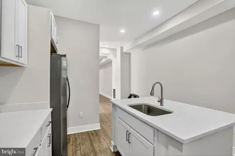 Entry Way - 1701 N Monroe St, Baltimore, MD 21217 photo 7 of 9
