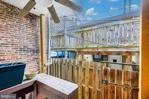 Exterior - 1208 Battery Ave, Baltimore, MD 21230 photo 1 of 3