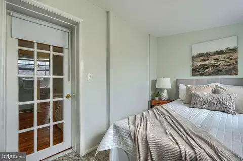 Bedroom - 1208 Battery Ave, Baltimore, MD 21230 photo 6 of 6