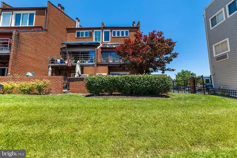 Exterior - 2439 Boston St, Baltimore, MD 21224 photo 4 of 4