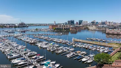 View/Area - 2439 Boston St, Baltimore, MD 21224 photo 3 of 12