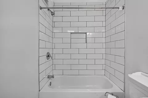 Bath - 8 N Decker Ave, Baltimore, MD 21224 photo 3 of 3