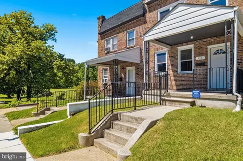 Exterior - 338 Martingale Ave, Baltimore, MD 21229 photo 2 of 3