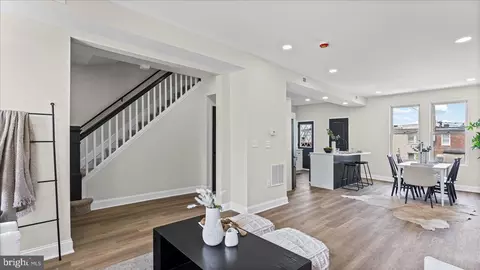 Entry Way - 1824 E 32nd St, Baltimore, MD 21218 photo 2 of 10