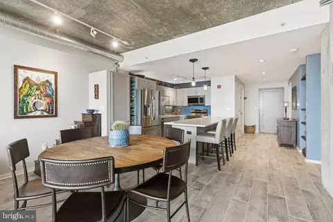 Dining - 1200 Steuart St #528, Baltimore, MD 21230 photo 3 of 6
