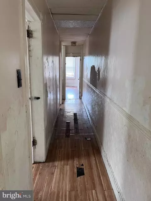 Entry Way - 1826 Appleton St, Baltimore, MD 21217 photo 3 of 3
