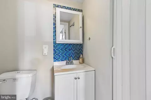 Bath - 40 E Barney St, Baltimore, MD 21230 photo 1 of 4