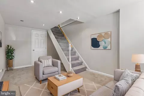 Living - 40 E Barney St, Baltimore, MD 21230 photo 2 of 3
