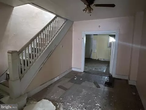 Entry Way - 2033 Robb St, Baltimore, MD 21218 photo 3 of 5