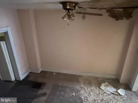 Entry Way - 2033 Robb St, Baltimore, MD 21218 photo 1 of 5