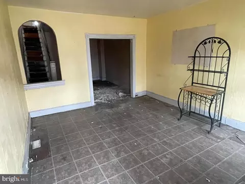 Living - 2033 Robb St, Baltimore, MD 21218 photo 1 of 3