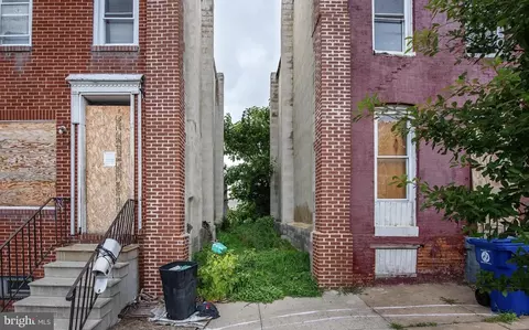 2102 E Hoffman St, Baltimore, MD 21213
