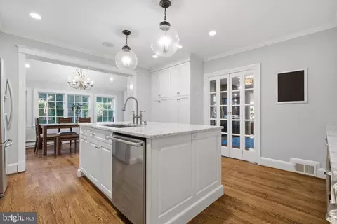 Kitchen - 2 Bellemore Rd, Baltimore, MD 21210 photo 3 of 6