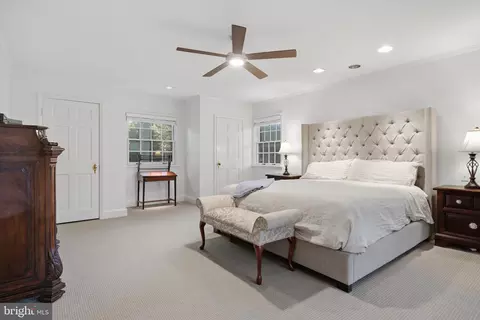 Bedroom - 2 Bellemore Rd, Baltimore, MD 21210 photo 1 of 10
