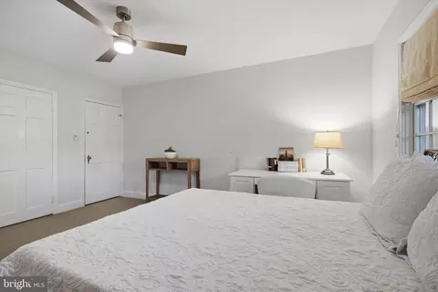 Bedroom - 2 Bellemore Rd, Baltimore, MD 21210 photo 4 of 10