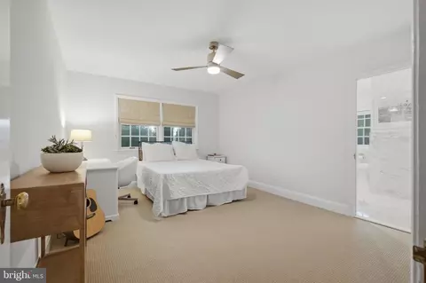 Bedroom - 2 Bellemore Rd, Baltimore, MD 21210 photo 5 of 10
