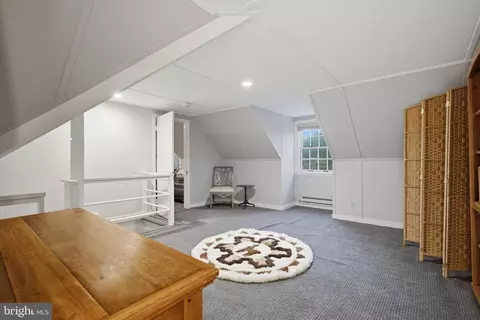 Entry Way - 2 Bellemore Rd, Baltimore, MD 21210 photo 11 of 12