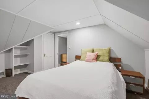 Bedroom - 2 Bellemore Rd, Baltimore, MD 21210 photo 10 of 10