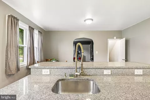 4601 Sunbrook Ave, Baltimore, MD 21206 photo 13