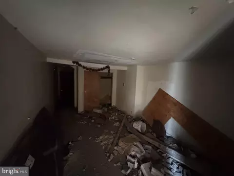 Entry Way - 1722 W Baltimore St, Baltimore, MD 21223 photo 1 of 7
