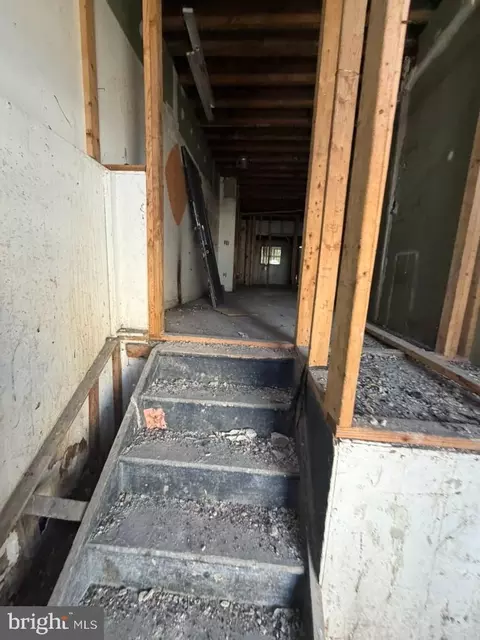 Entry Way - 2529-2531 E Monument St, Baltimore, MD 21205 photo 3 of 36