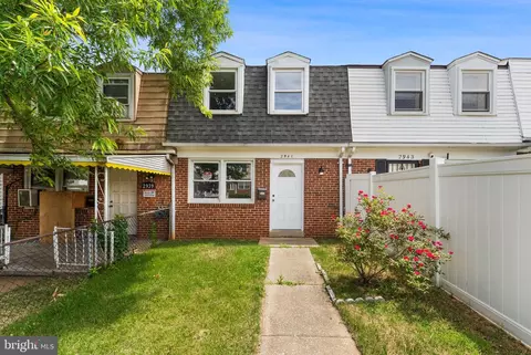 Exterior - 2941 Mallview Rd, Baltimore, MD 21230 photo 1 of 3