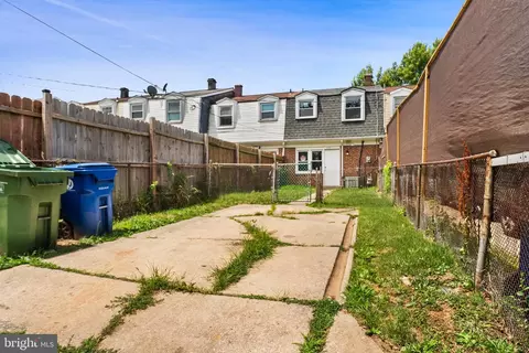 Exterior - 2941 Mallview Rd, Baltimore, MD 21230 photo 3 of 3
