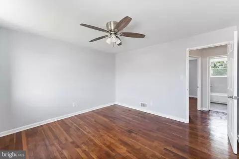 Entry Way - 2941 Mallview Rd, Baltimore, MD 21230 photo 5 of 5