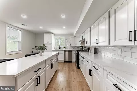 Kitchen - 3511 Old Frederick Rd, Baltimore, MD 21229 photo 6 of 6