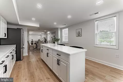 Entry Way - 3511 Old Frederick Rd, Baltimore, MD 21229 photo 2 of 3