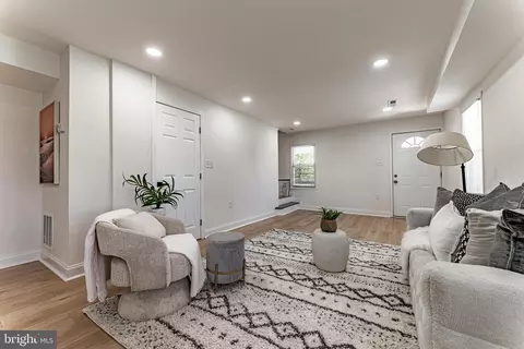 Living - 3511 Old Frederick Rd, Baltimore, MD 21229 photo 3 of 3