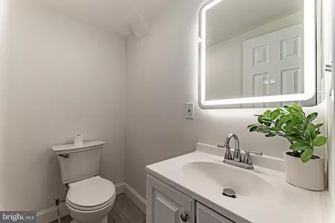 Bath - 3511 Old Frederick Rd, Baltimore, MD 21229 photo 1 of 3