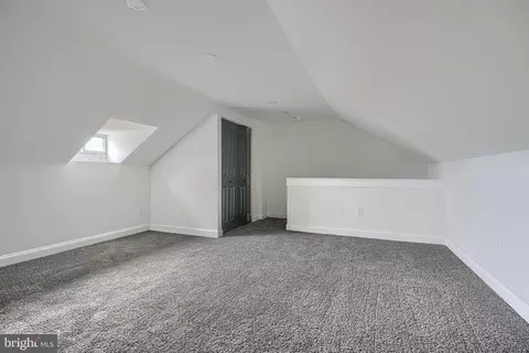 Entry Way - 1905 Heathfield Rd, Baltimore, MD 21239 photo 4 of 5