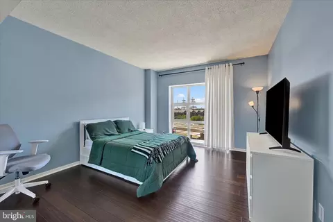 Bedroom - 250 President St #306, Baltimore, MD 21202 photo 1 of 5